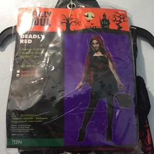 Totally Ghoul Deadly Red Teen Jr Costume 🎃👻
